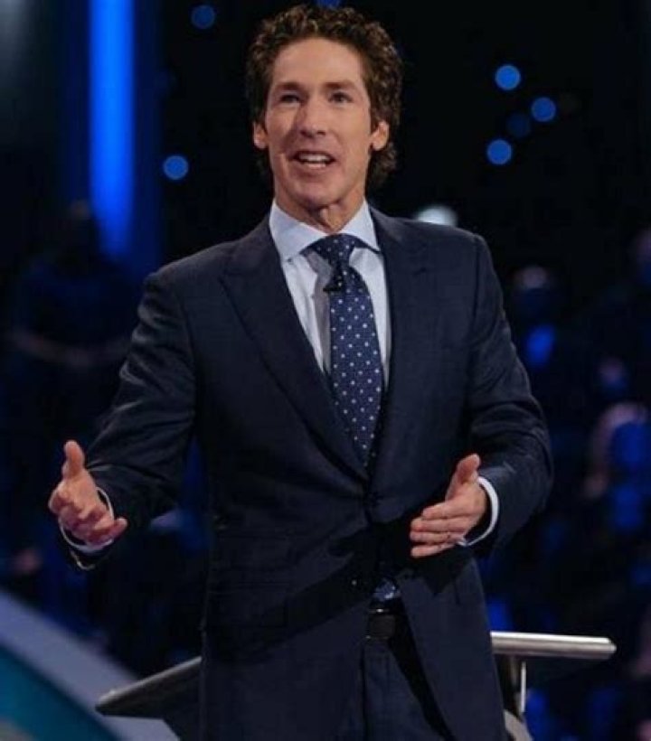 Charles Kelley Biography, Age, Height, Wife, Net Worth, Family