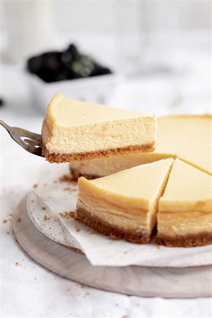 What is the secret to a good cheesecake?