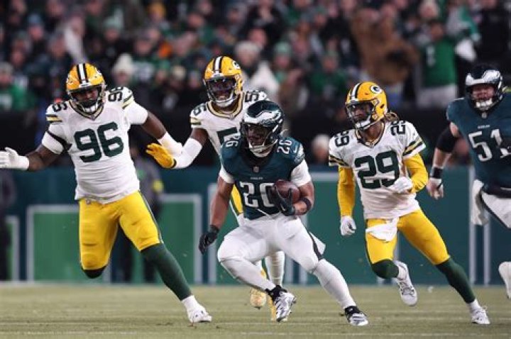 What year did the Packers beat the Browns for the NFL Championship?