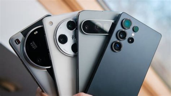 Which phone has super amoled?